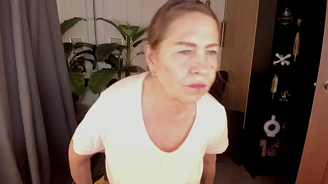 LindaPassionate online show from 07-28-26, 02:24