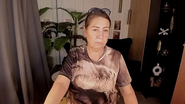 LindaPassionate online show from 07-28-26, 01:10