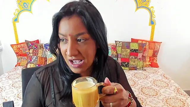 LadyNahir online show from 10-02-25, 09:51