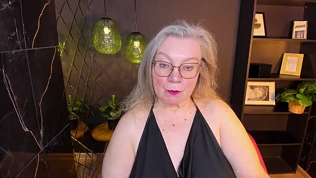 NataliMellow online show from 04-18-26, 01:13