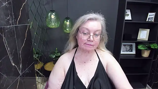 Snapshot of NataliMellow chatting on 02-22-25, 04:19 NataliMellow online show from 02-22-25, 04:19