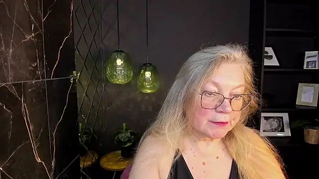 NataliMellow online show from 01-18-26, 01:03