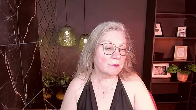 Snapshot of NataliMellow chatting on 06-19-26, 01:06 NataliMellow online show from 06-19-26, 01:06