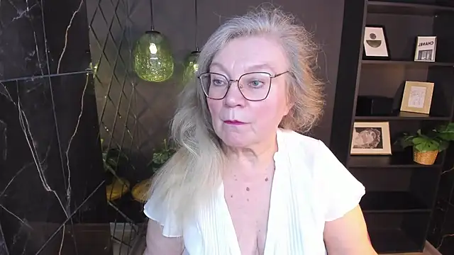 NataliMellow online show from 03-12-26, 01:04