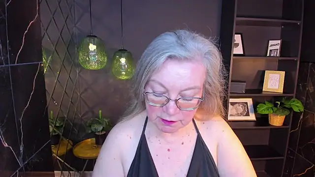 NataliMellow online show from 05-10-26, 01:14