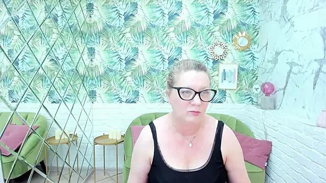 LeaPure online show from 04-07-26, 04:20