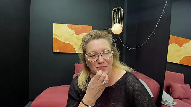 LeaPure online show from 03-01-25, 05:27