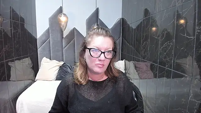 LeaPure online show from 09-28-25, 05:25