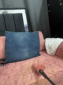 Snapshot of halana_squirts chatting on 02-05-26, 03:35 halana squirts online show from 02-05-26, 03:35