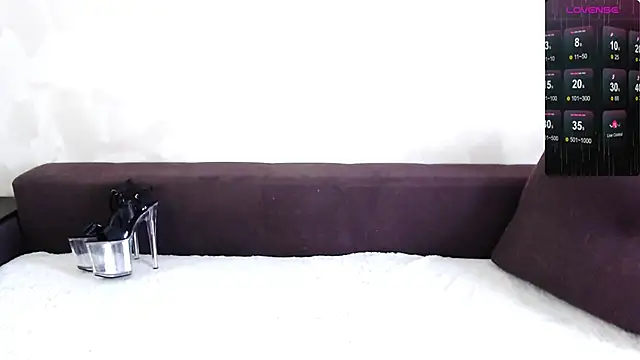 Snapshot of Your_Sweet_Alisa chatting on 03-13-25, 07:53 Your Sweet Alisa online show from 03-13-25, 07:53