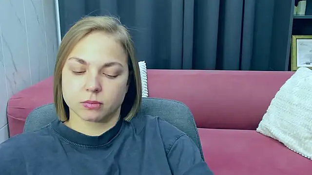 Snapshot of TataArdent chatting on 02-17-26, 08:17 TataArdent online show from 02-17-26, 08:17