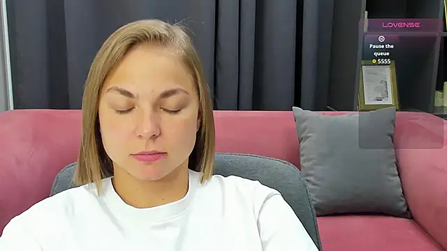 TataArdent online show from 11-13-25, 08:35