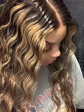 Rakiyahcharms online show from 02-01-26, 04:00