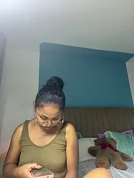 naya86 online show from 05-28-26, 02:45