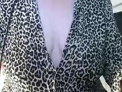 Snapshot of heidi60 chatting on 03-22-25, 08:51 heidi60 online show from 03-22-25, 08:51