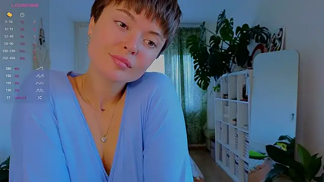 lana sky online show from 10-18-25, 01:24