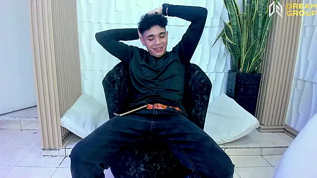 Snapshot of AmazingPartys chatting on 02-27-26, 03:18 AmazingPartys online show from 02-27-26, 03:18