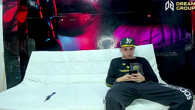 AmazingPartys online show from 04-09-26, 07:42