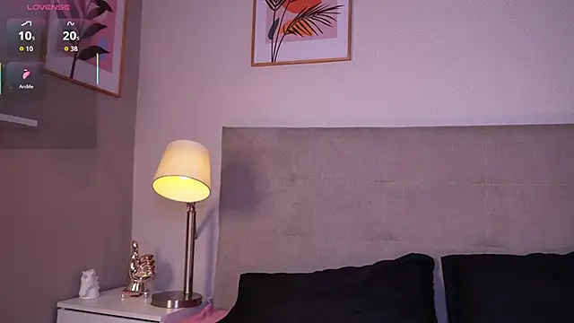 cinnamon afrodit online show from 11-29-25, 12:49