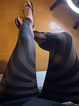 Snapshot of Wet-Pussycat chatting on 04-21-26, 08:59 Wet-Pussycat online show from 04-21-26, 08:59