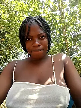 Snapshot of mbokosquad chatting on 01-19-26, 07:56 mbokosquad online show from 01-19-26, 07:56