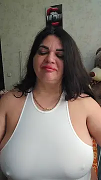 Snapshot of littleRikka chatting on 03-25-26, 06:57 littleRikka online show from 03-25-26, 06:57