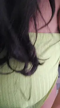 Snapshot of littleRikka chatting on 03-01-26, 09:31 littleRikka online show from 03-01-26, 09:31