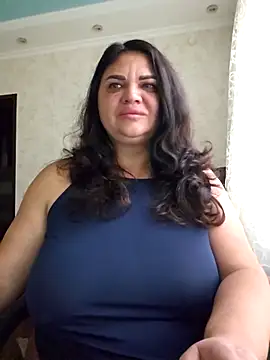 Snapshot of littleRikka chatting on 10-08-25, 07:21 littleRikka online show from 10-08-25, 07:21