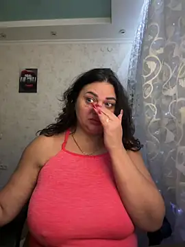 Snapshot of littleRikka chatting on 01-15-25, 08:16 littleRikka online show from 01-15-25, 08:16