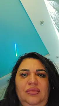 Snapshot of littleRikka chatting on 04-16-26, 06:19 littleRikka online show from 04-16-26, 06:19