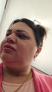 Snapshot of littleRikka chatting on 04-12-26, 07:55 littleRikka online show from 04-12-26, 07:55