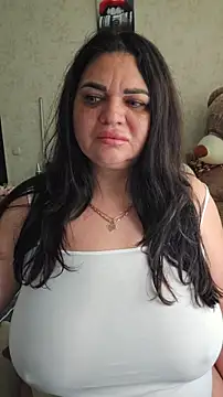 Snapshot of littleRikka chatting on 03-27-26, 07:39 littleRikka online show from 03-27-26, 07:39