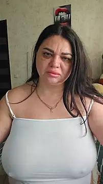 Snapshot of littleRikka chatting on 04-06-26, 06:14 littleRikka online show from 04-06-26, 06:14