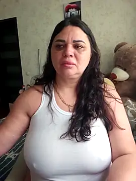 Snapshot of littleRikka chatting on 04-02-26, 07:04 littleRikka online show from 04-02-26, 07:04