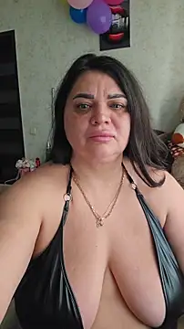 Snapshot of littleRikka chatting on 04-09-26, 06:19 littleRikka online show from 04-09-26, 06:19