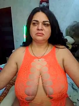 Snapshot of littleRikka chatting on 03-17-26, 06:55 littleRikka online show from 03-17-26, 06:55