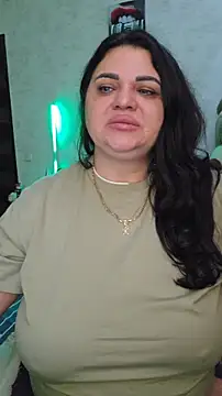 Snapshot of littleRikka chatting on 04-01-26, 06:05 littleRikka online show from 04-01-26, 06:05