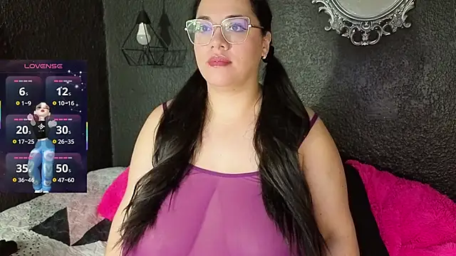 Snapshot of dulce_lf chatting on 09-21-25, 02:22 dulce lf online show from 09-21-25, 02:22