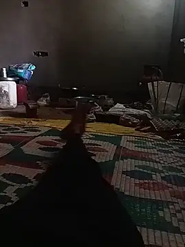 Snapshot of Bengali_BULL1 chatting on 10-27-25, 08:26 Bengali BULL1 online show from 10-27-25, 08:26