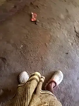 Snapshot of Bengali_BULL1 chatting on 10-31-25, 09:28 Bengali BULL1 online show from 10-31-25, 09:28