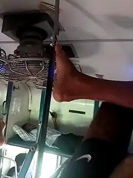 Snapshot of Bengali_BULL1 chatting on 09-28-25, 06:20 Bengali BULL1 online show from 09-28-25, 06:20