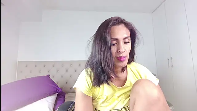 ms freyax online show from 07-09-26, 05:08