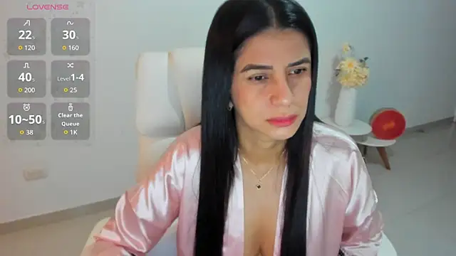 renata t  online show from 11-02-25, 10:09