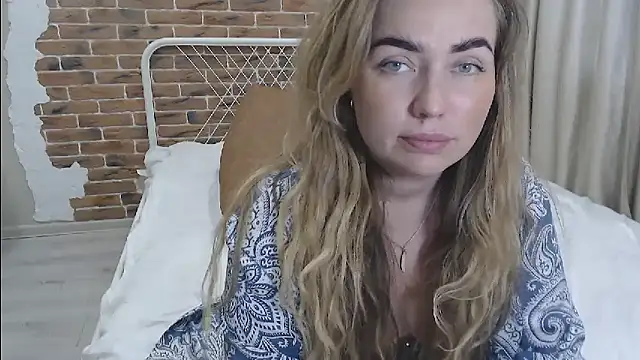 xxkristinaxx online show from 02-12-25, 10:35