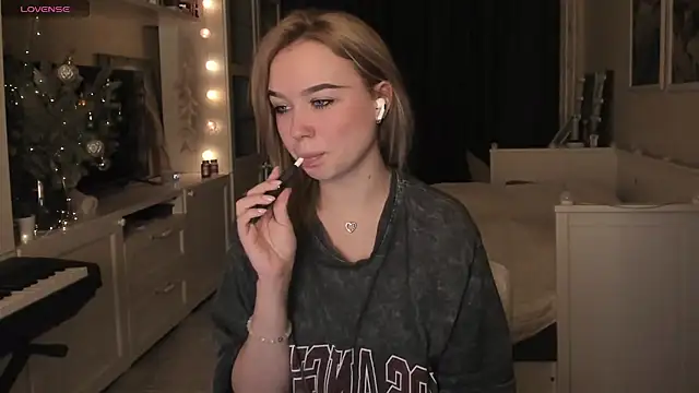 MaryDreaminess online show from 01-05-25, 05:30