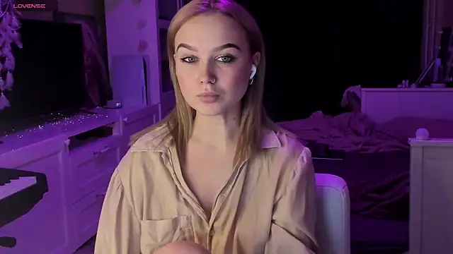 MaryDreaminess online show from 02-06-25, 07:51