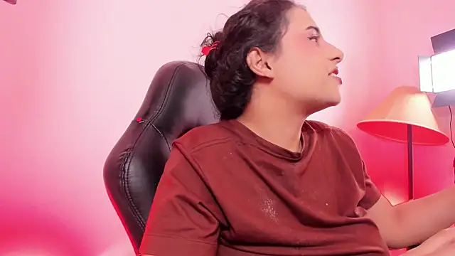 AbbyTaylorr online show from 12-02-25, 10:00