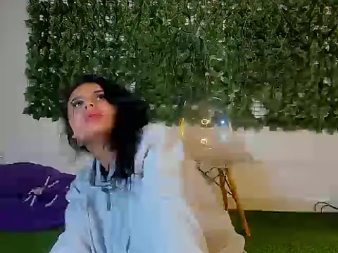 AbbyTaylorr online show from 04-18-26, 02:08