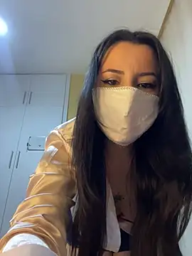 White-Petite online show from 03-06-26, 08:26