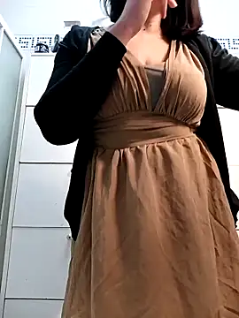 Snapshot of Dolcissima33 chatting on 02-15-25, 01:49 Dolcissima33 online show from 02-15-25, 01:49